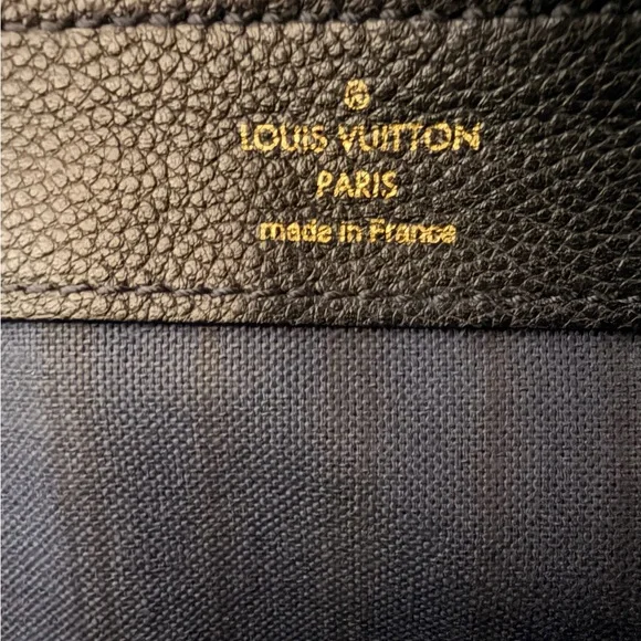 Authentic Louis Vuitton Petillante Empreinte Clutch Blue-Black | Gold Hardware - Picture 11 of 16